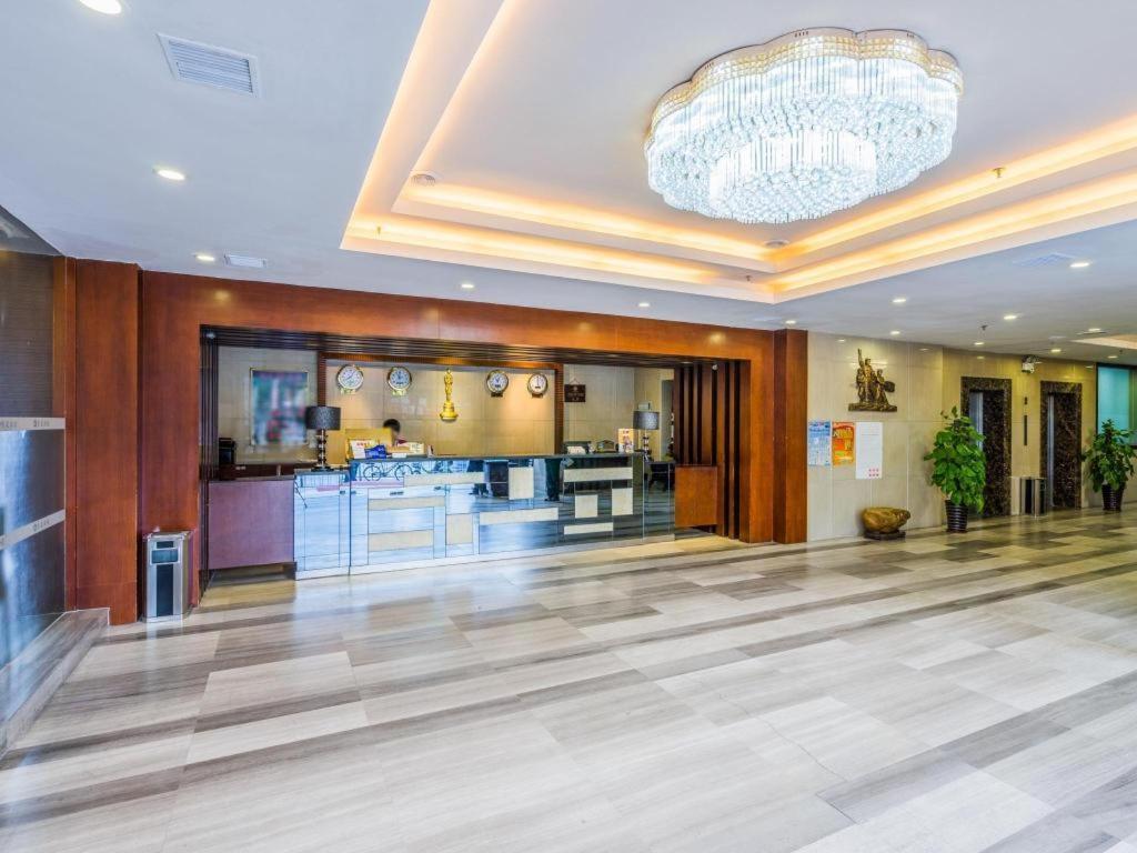 Movie Star Hotel Гуанджоу Екстериор снимка