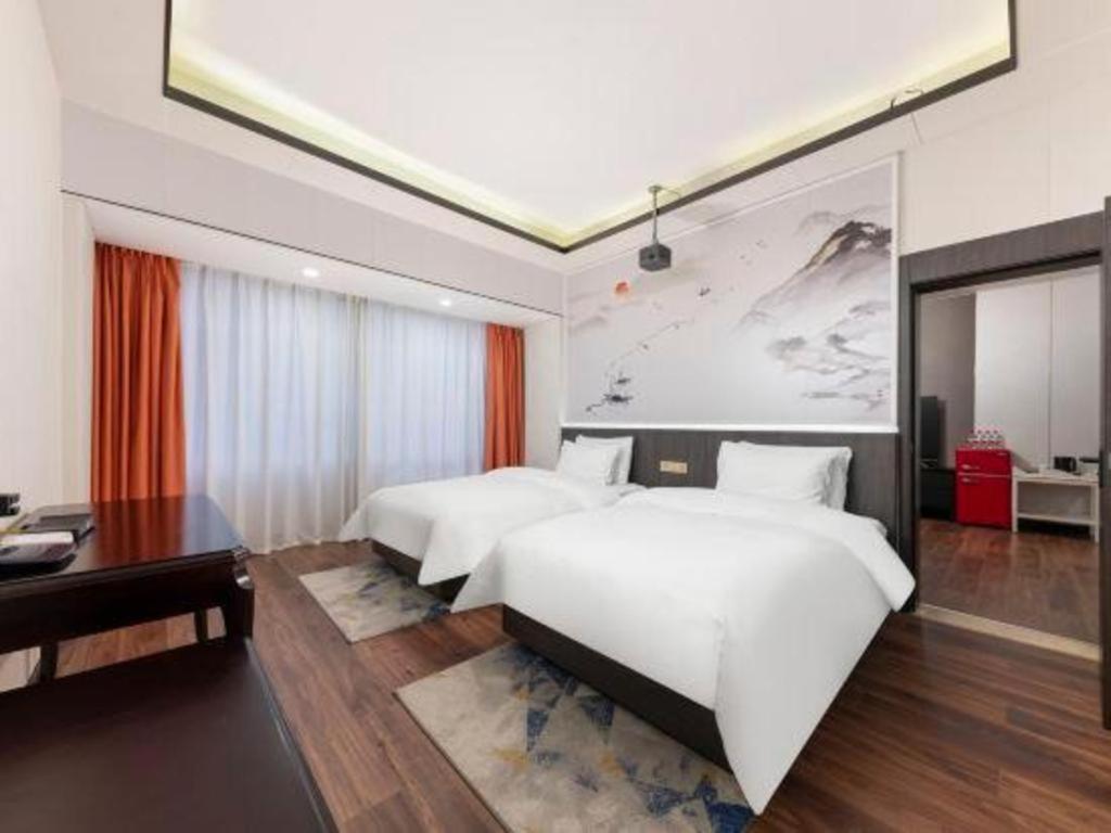 Movie Star Hotel Гуанджоу Екстериор снимка