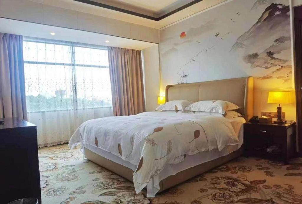 Movie Star Hotel Гуанджоу Екстериор снимка